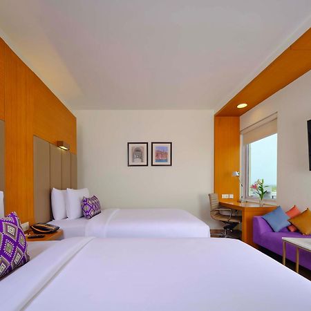 Vivanta Ahmedabad Sg Highway Extérieur photo