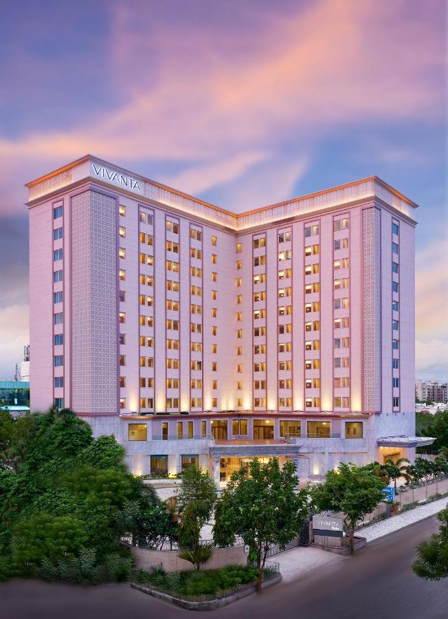 Vivanta Ahmedabad Sg Highway Extérieur photo