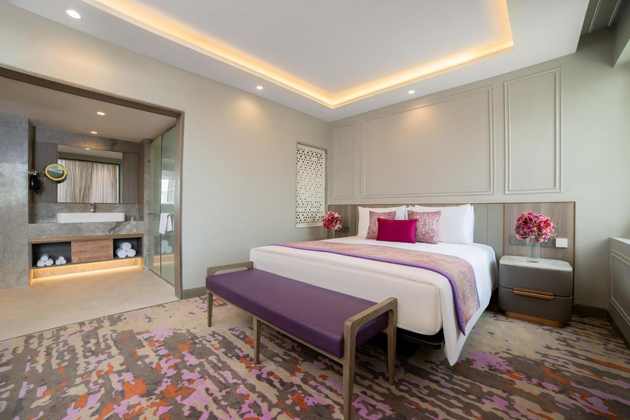 Vivanta Ahmedabad Sg Highway Extérieur photo