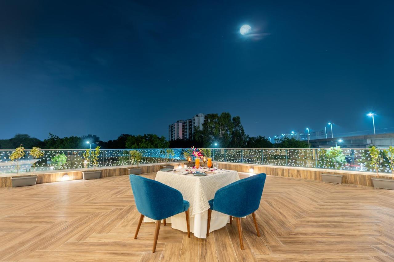 Vivanta Ahmedabad Sg Highway Extérieur photo