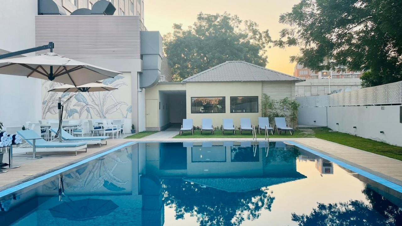 Vivanta Ahmedabad Sg Highway Extérieur photo