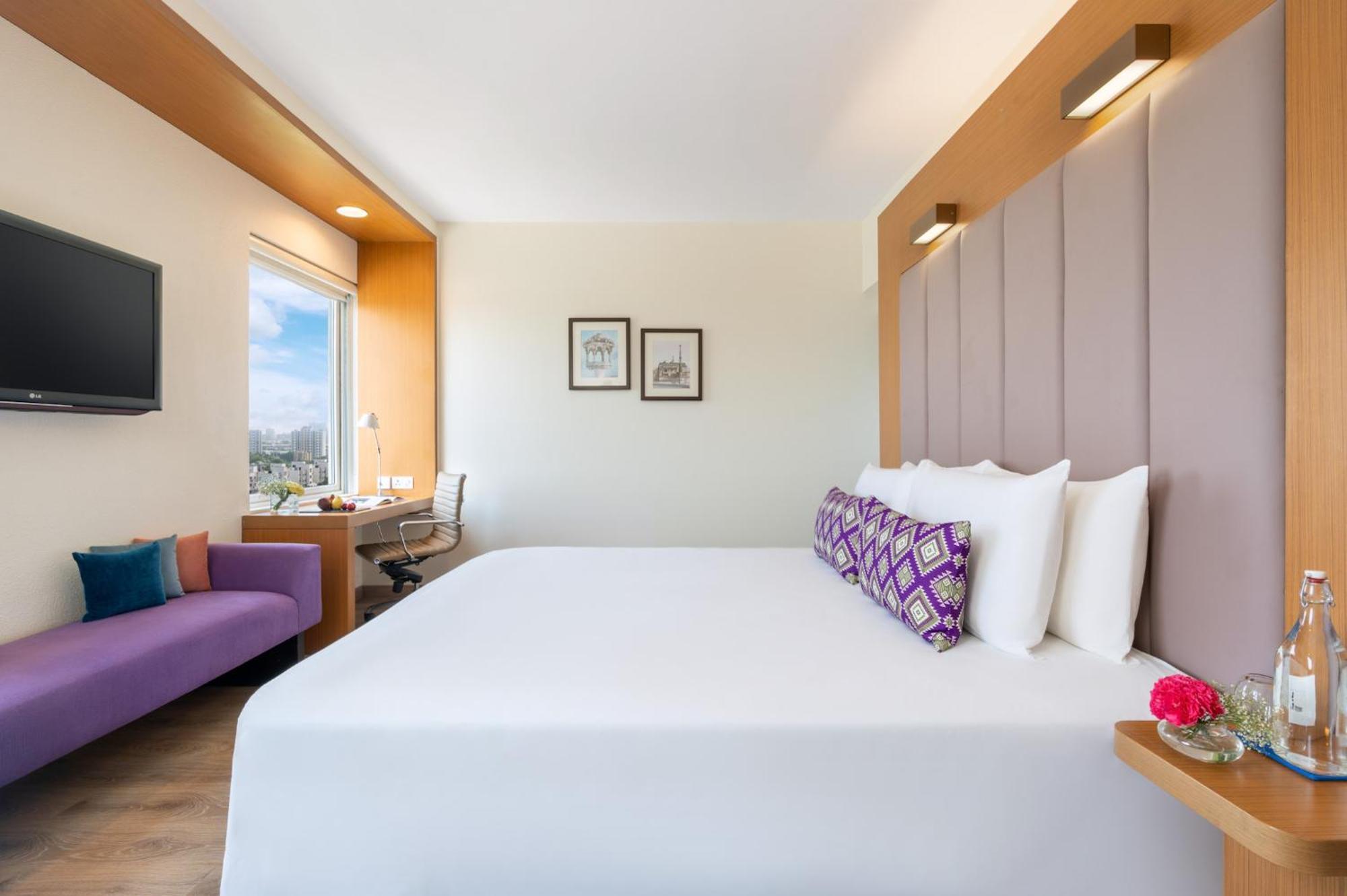 Vivanta Ahmedabad Sg Highway Extérieur photo